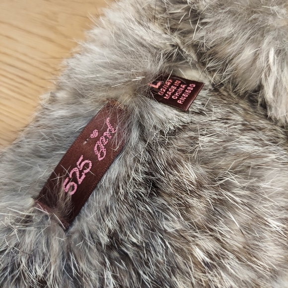 100% Rabbit Fur - Picture 3 of 7